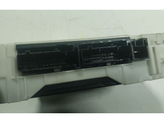 Pojistková skříňka Řídící jednotka BSM 8273042890, 8922142640   Toyota RAV 4 (XA50) 2024