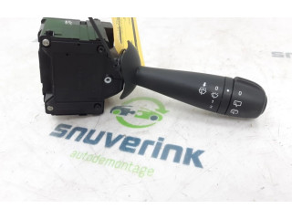 Переключатель дворников 8201168008, 681726046R Dacia Sandero