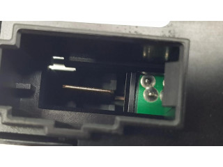 Блок предохранителей A2229063202 Mercedes-Benz C W204