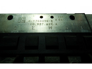   Pojistková skříňka 1K0937132F, 1K0937629A   Volkswagen Caddy 2012