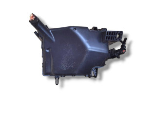 Блок предохранителей 91262-J7120   KIA Ceed    