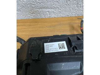 Блок предохранителей  8888752265, 31473880   Volvo XC40    