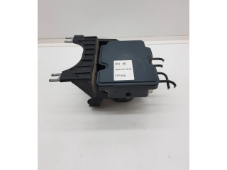 Jednotka ABS A0004313900   Mercedes-Benz GLA W156 2017