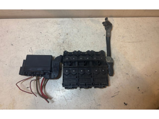 Блок предохранителей 5J0937548   Skoda Fabia Mk2 (5J)    