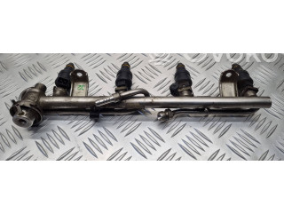 Vstřikovací lišta 058133551, 280150447 Audi A6 S6 C5 4B AEB