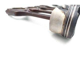  Поршень с шатуном N12B14A N12B14A  Mini One - Cooper R57  