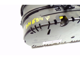 Панель приборов 8U0920930A, 8U0920930A Audi Q3 8U