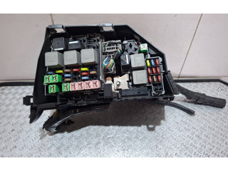 Блок предохранителей     Ford S-MAX    