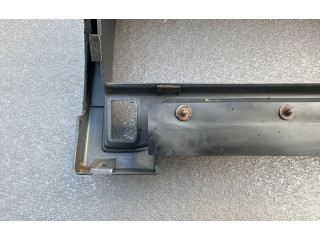 Přístrojová deska Nissan Patrol Y60 1989 6824001J01