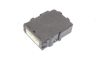 Блок управления коробкой передач 8953576010   Toyota Prius+ (ZVW40)