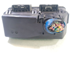 Блок предохранителей    Honda HR-V    