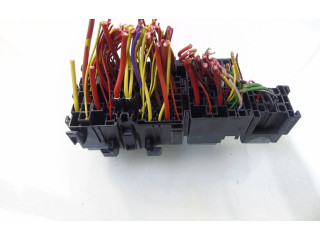 Блок предохранителей     Renault Clio IV    