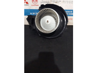 Вентилятор печки       Jeep Renegade