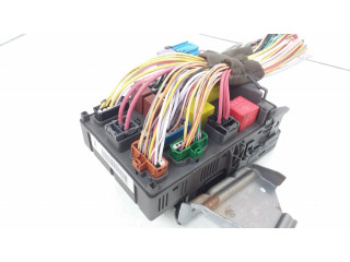 Pojistková skříňka 8200283815, 8200315957 Renault Espace - Grand espace IV 2005