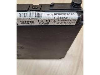 Блок комфорта 8200309690, S118400220D Renault Scenic II - Grand scenic II