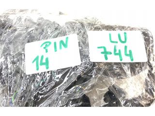 Зеркало электрическое Volvo XC40 - года