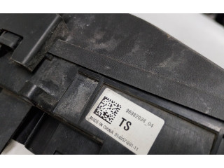   Pojistková skříňka 96982038   Chevrolet Cruze 2012