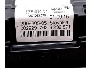 Přístrojová deska  BMW 2 F46 2015 9232891, 6210IK9382145  