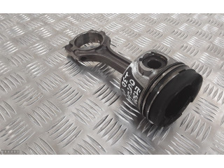 Поршень Mitsubishi Outlander