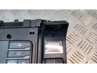 Блок управления кондиционера воздуха / климата/ печки (в салоне)