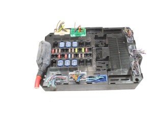 Блок предохранителей DX2314B476AG, 7370071830 Jaguar XF X250