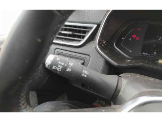 Ручка стеклоочистителей 255670428R   Renault Clio V