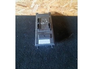 Pojistková skříňka FK7214F041AD Jaguar XF X250 2017