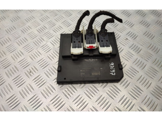 Блок комфорта 5Q0937084AF Skoda Octavia Mk3 (5E)