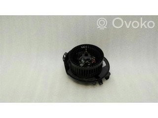 Вентилятор печки    5Q2819021A   Audi TT TTS RS Mk3 8S