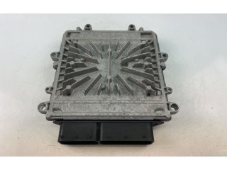 Блок управления двигателем Блок управления 31272462AA, 0281012765   Volvo V70