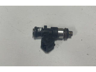 Форсунка 8200292590, 0280158046 Renault Clio IV D4F 740