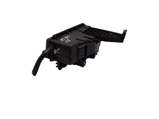 Блок предохранителей  30728132, 30728133   Volvo XC90    