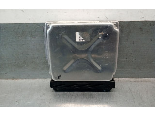 Блок управления двигателя 30684877   Volvo S60