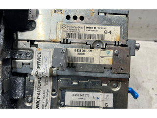 Радио/ проигрыватель CD/DVD / навигация