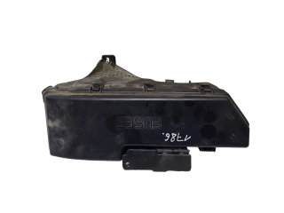 Блок предохранителей  9494210   Volvo XC90    