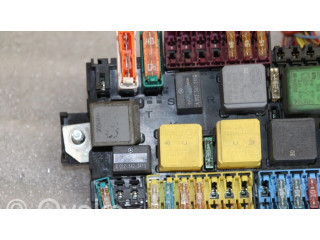   Pojistková skříňka 2469067100   Mercedes-Benz A W176 2012