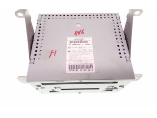 Радио/ проигрыватель CD/DVD / навигация