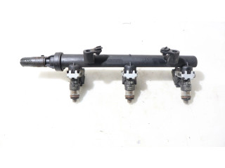 Топливная рампа    Skoda Citigo  