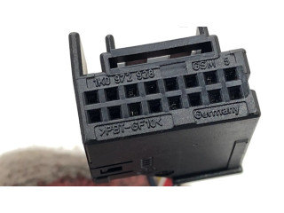 Зеркало электрическое левое Audi A1 2010-2018 года