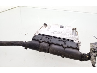 Блок управления двигателя 03G906021RQ, 03G906021AB   Volkswagen PASSAT B6
