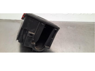 Блок предохранителей     Peugeot Partner III    