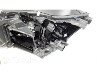 Передняя фара