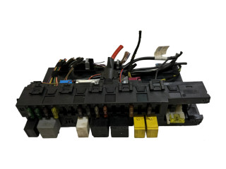 Pojistková skříňka 2095451601 Mercedes-Benz C W203 2006