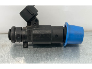 Vstřikovač 3531022600, 9260930006 Hyundai Getz G4EA