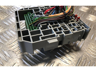 Блок предохранителей 13172923000   Opel Meriva A    