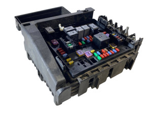 Pojistková skříňka 84572692, 181830014 Chevrolet Camaro 2021