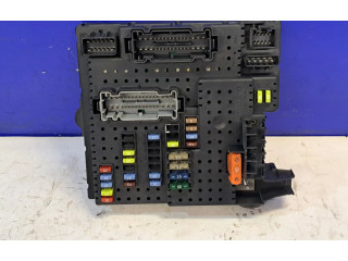 Pojistková skříňka 30786646, 8676391 Volvo XC90 2005