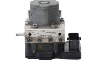 Jednotka ABS A0004313900 Mercedes-Benz GLA W156 2015