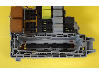 Блок предохранителей  93363140   Opel Meriva A    