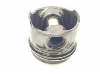 Поршень с шатуном 120A18448R, 120A18448R Dacia Dokker